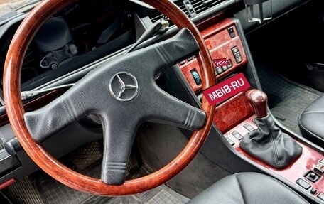 Mercedes-Benz W124, 1990 год, 2 000 000 рублей, 3 фотография