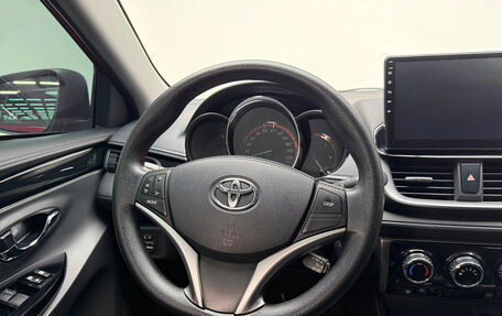 Toyota Yaris XP150 рестайлинг, 2022 год, 1 117 009 рублей, 11 фотография