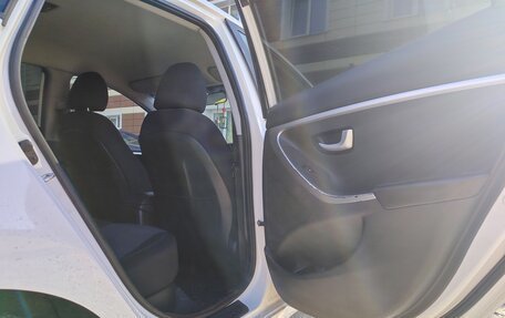 Hyundai i30 II рестайлинг, 2013 год, 785 000 рублей, 8 фотография