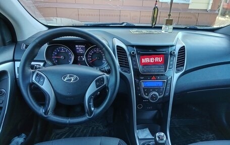 Hyundai i30 II рестайлинг, 2013 год, 785 000 рублей, 3 фотография