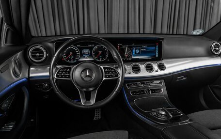 Mercedes-Benz E-Класс, 2019 год, 3 299 000 рублей, 14 фотография