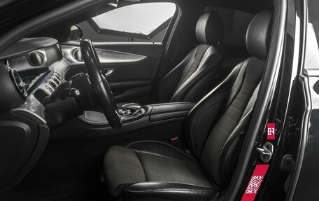 Mercedes-Benz E-Класс, 2019 год, 3 299 000 рублей, 18 фотография