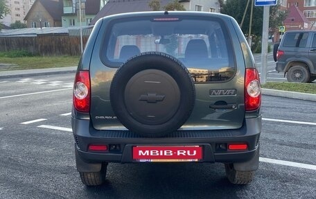 Chevrolet Niva I рестайлинг, 2013 год, 655 000 рублей, 5 фотография