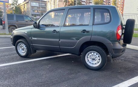 Chevrolet Niva I рестайлинг, 2013 год, 655 000 рублей, 33 фотография