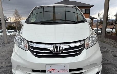 Honda Freed I, 2013 год, 780 000 рублей, 2 фотография