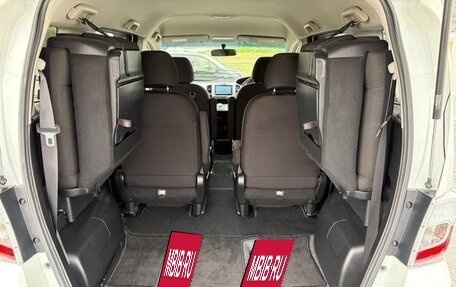 Honda Freed I, 2013 год, 780 000 рублей, 19 фотография