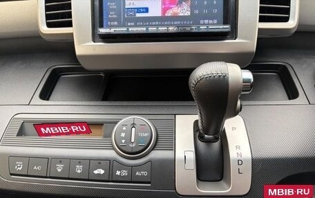 Honda Freed I, 2013 год, 780 000 рублей, 24 фотография