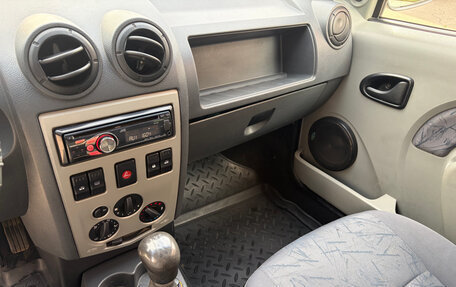 Renault Logan I, 2005 год, 190 000 рублей, 14 фотография