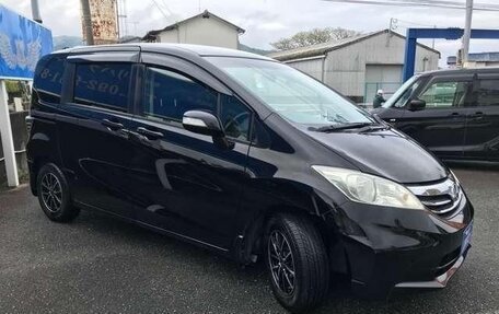 Honda Freed I, 2012 год, 770 000 рублей, 4 фотография