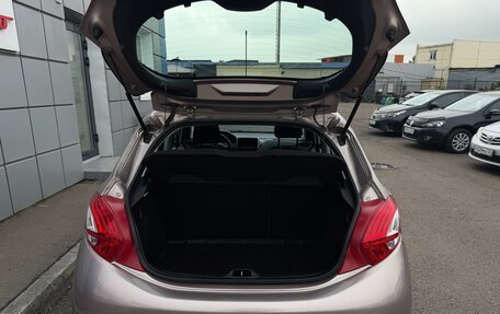 Peugeot 208 II, 2013 год, 597 000 рублей, 21 фотография