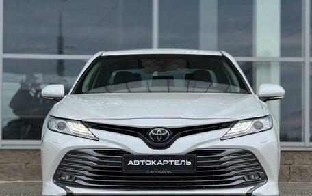 Toyota Camry, 2019 год, 3 330 000 рублей, 8 фотография