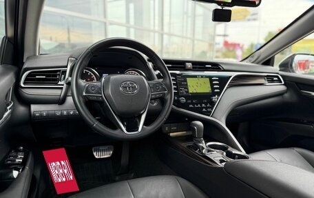 Toyota Camry, 2019 год, 3 330 000 рублей, 4 фотография