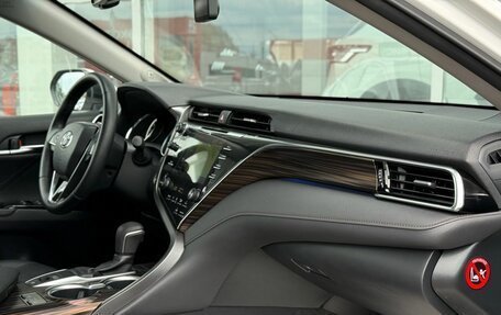 Toyota Camry, 2019 год, 3 330 000 рублей, 27 фотография