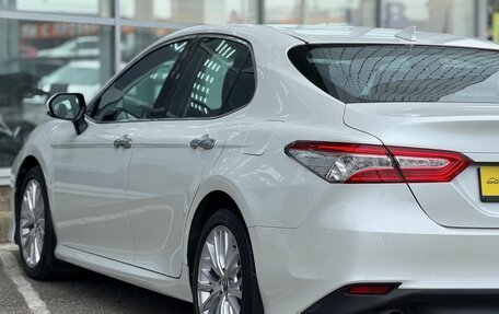 Toyota Camry, 2019 год, 3 330 000 рублей, 19 фотография