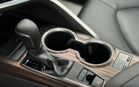 Toyota Camry, 2019 год, 3 330 000 рублей, 25 фотография