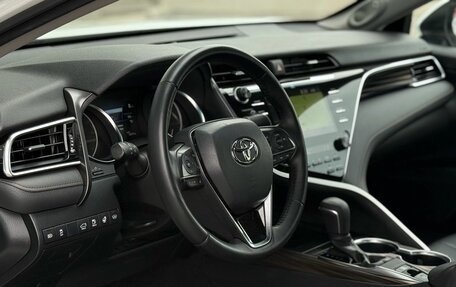 Toyota Camry, 2019 год, 3 330 000 рублей, 23 фотография
