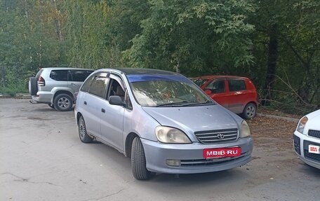 Toyota Nadia, 2002 год, 310 000 рублей, 8 фотография