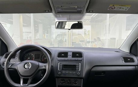 Volkswagen Polo VI (EU Market), 2018 год, 949 000 рублей, 17 фотография