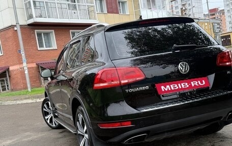 Volkswagen Touareg III, 2010 год, 1 950 000 рублей, 2 фотография