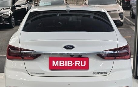 Ford Escort, 2022 год, 880 000 рублей, 6 фотография