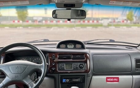 Mitsubishi Pajero Sport II рестайлинг, 2004 год, 1 090 000 рублей, 14 фотография