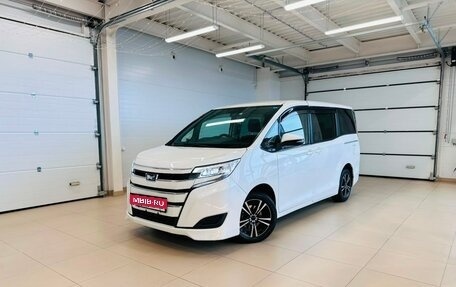 Toyota Noah III, 2020 год, 1 949 000 рублей, 1 фотография