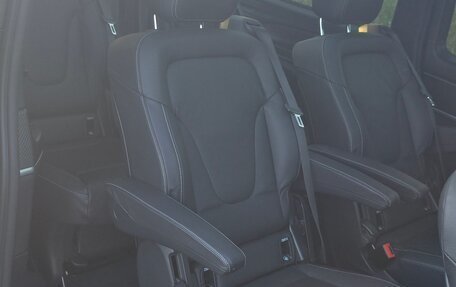 Mercedes-Benz V-Класс, 2020 год, 7 000 000 рублей, 11 фотография