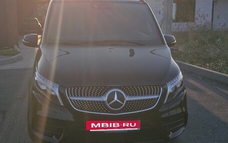 Mercedes-Benz V-Класс, 2020 год, 7 000 000 рублей, 3 фотография