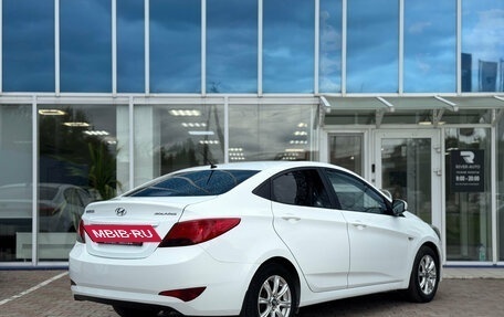 Hyundai Solaris II рестайлинг, 2015 год, 950 000 рублей, 3 фотография