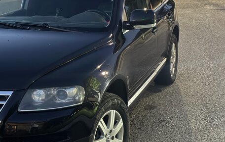 Volkswagen Touareg III, 2006 год, 700 000 рублей, 3 фотография