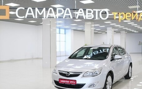 Opel Astra J, 2011 год, 514 000 рублей, 1 фотография