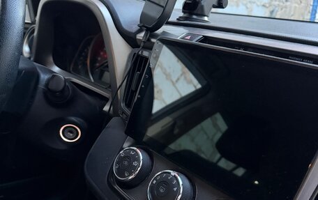 Toyota RAV4, 2013 год, 1 820 000 рублей, 9 фотография