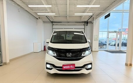 Honda Stepwgn IV, 2017 год, 2 049 000 рублей, 9 фотография