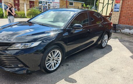 Toyota Camry, 2019 год, 2 600 000 рублей, 14 фотография
