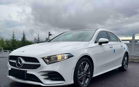 Mercedes-Benz A-Класс, 2022 год, 2 280 000 рублей, 1 фотография