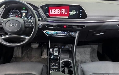 Hyundai Sonata VIII, 2022 год, 1 845 000 рублей, 6 фотография