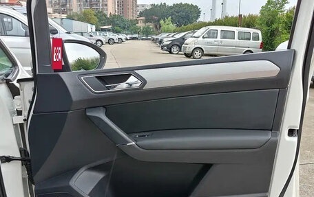 Volkswagen Touran III, 2023 год, 2 035 020 рублей, 12 фотография