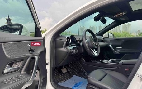 Mercedes-Benz A-Класс, 2022 год, 2 280 000 рублей, 7 фотография