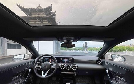 Mercedes-Benz A-Класс, 2022 год, 2 280 000 рублей, 9 фотография
