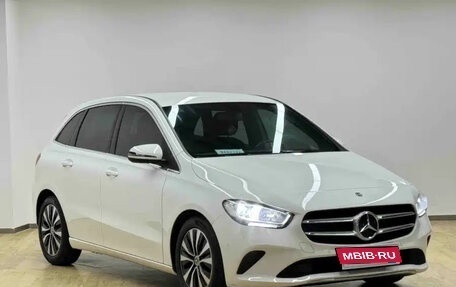 Mercedes-Benz B-Класс, 2022 год, 1 793 020 рублей, 1 фотография