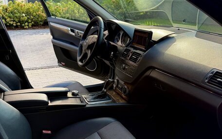 Mercedes-Benz C-Класс, 2008 год, 1 030 000 рублей, 13 фотография