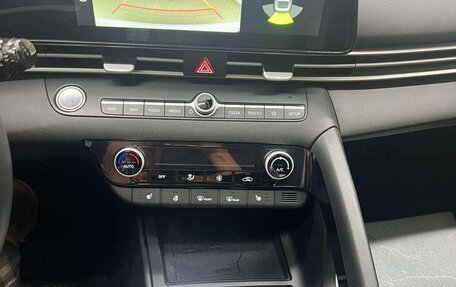 Hyundai Elantra, 2023 год, 1 400 000 рублей, 9 фотография