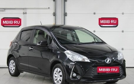 Toyota Vitz, 2018 год, 1 087 000 рублей, 3 фотография