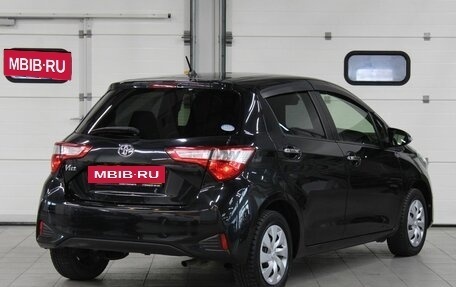 Toyota Vitz, 2018 год, 1 087 000 рублей, 5 фотография