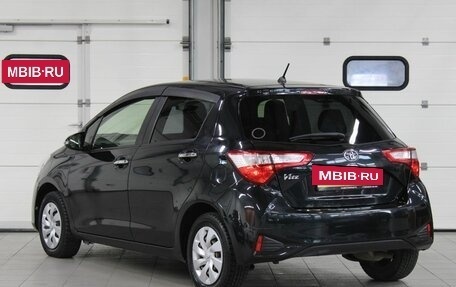 Toyota Vitz, 2018 год, 1 087 000 рублей, 7 фотография