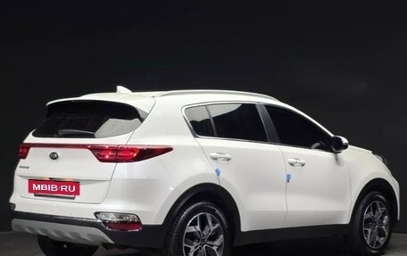 KIA Sportage IV рестайлинг, 2020 год, 2 405 000 рублей, 2 фотография