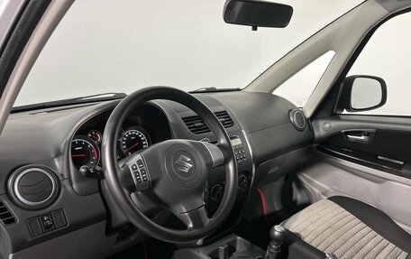 Suzuki SX4 II рестайлинг, 2010 год, 740 000 рублей, 8 фотография