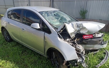 Opel Astra J, 2013 год, 150 000 рублей, 3 фотография