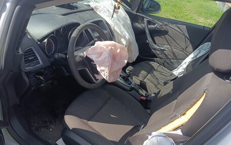 Opel Astra J, 2013 год, 150 000 рублей, 9 фотография