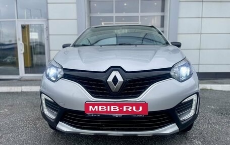 Renault Kaptur I рестайлинг, 2017 год, 1 480 000 рублей, 2 фотография